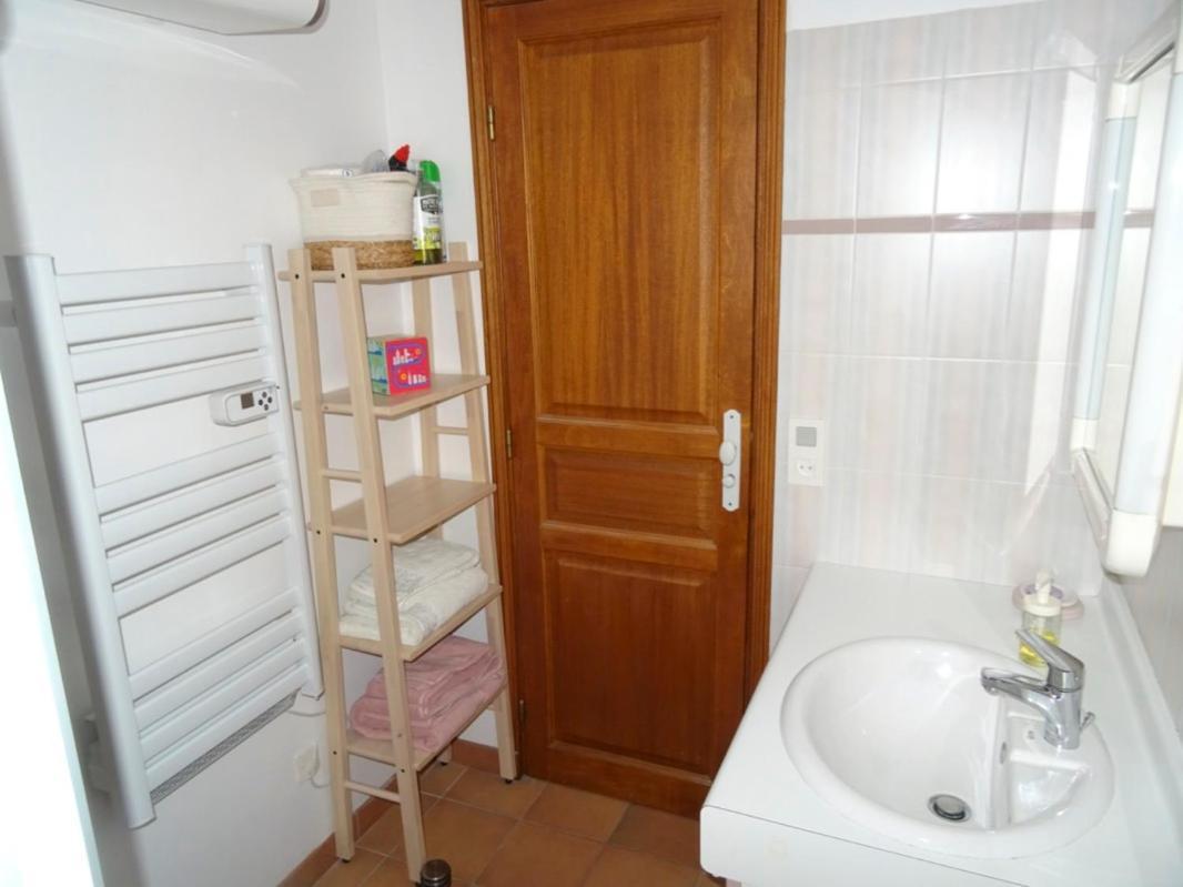 Les Cistes Villa Lioux ภายนอก รูปภาพ