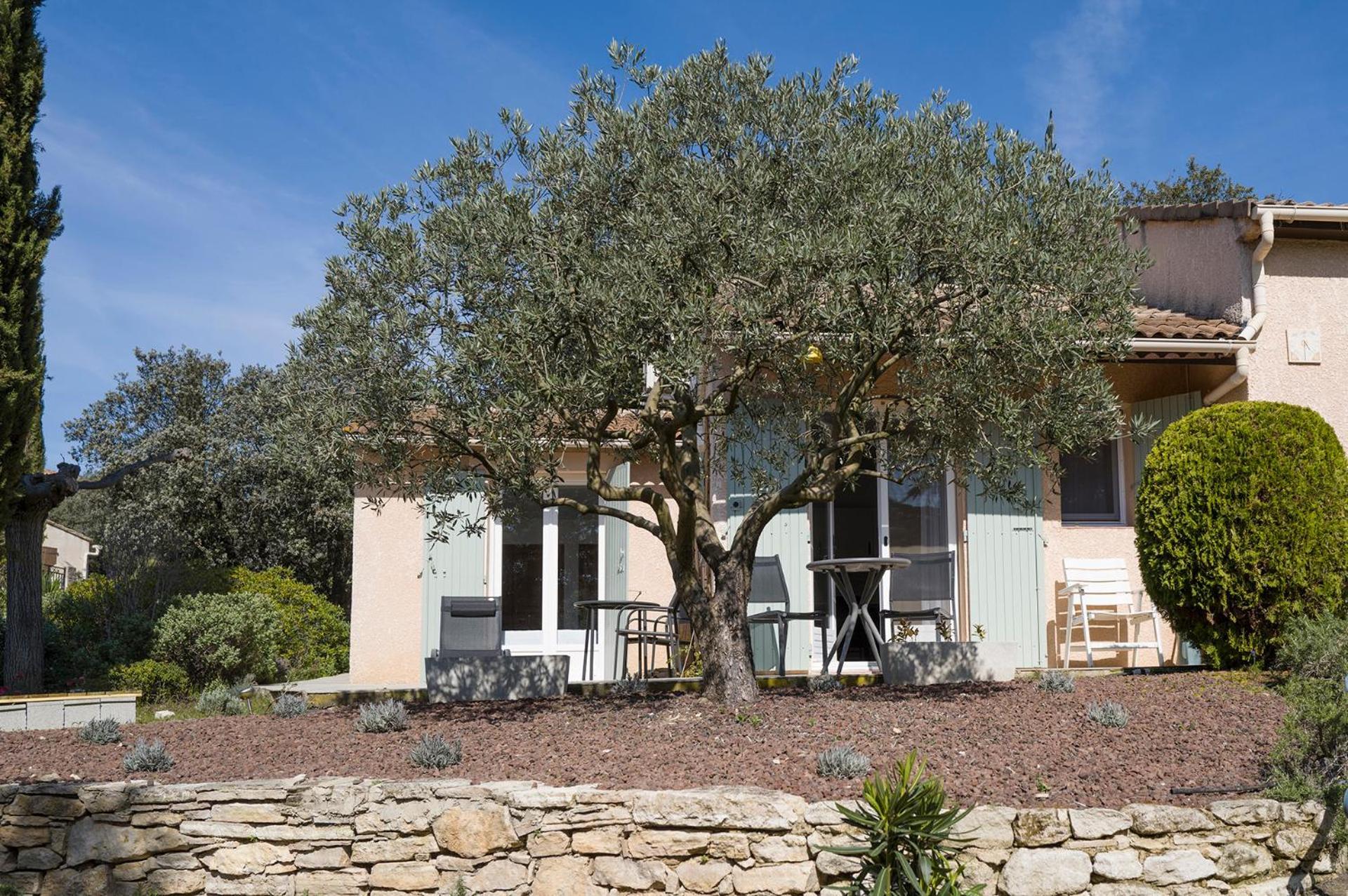 Les Cistes Villa Lioux ภายนอก รูปภาพ